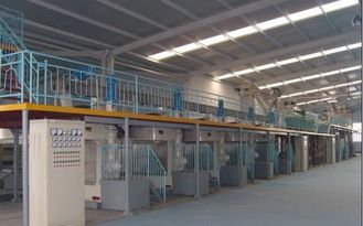 Fabricación在plansa de acahuete de acahuete girasol de coco de la Virgen的aceite